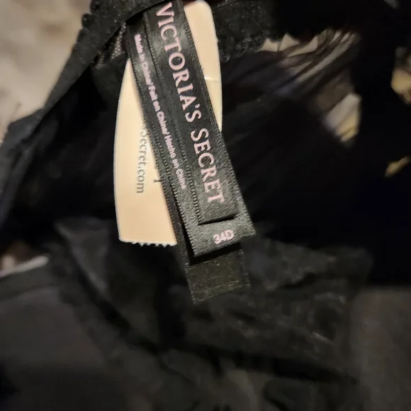 Victoria's Secret NWT Push Up Lingerie - Picture 3 of 6